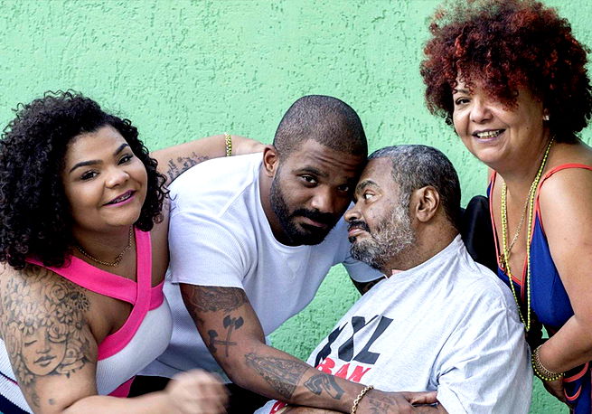 Arlindo Cruz, Barbara Cruz e os filhos Arlindo e Flora