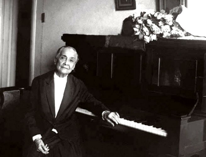 Chiquinha com 85 anos de idade