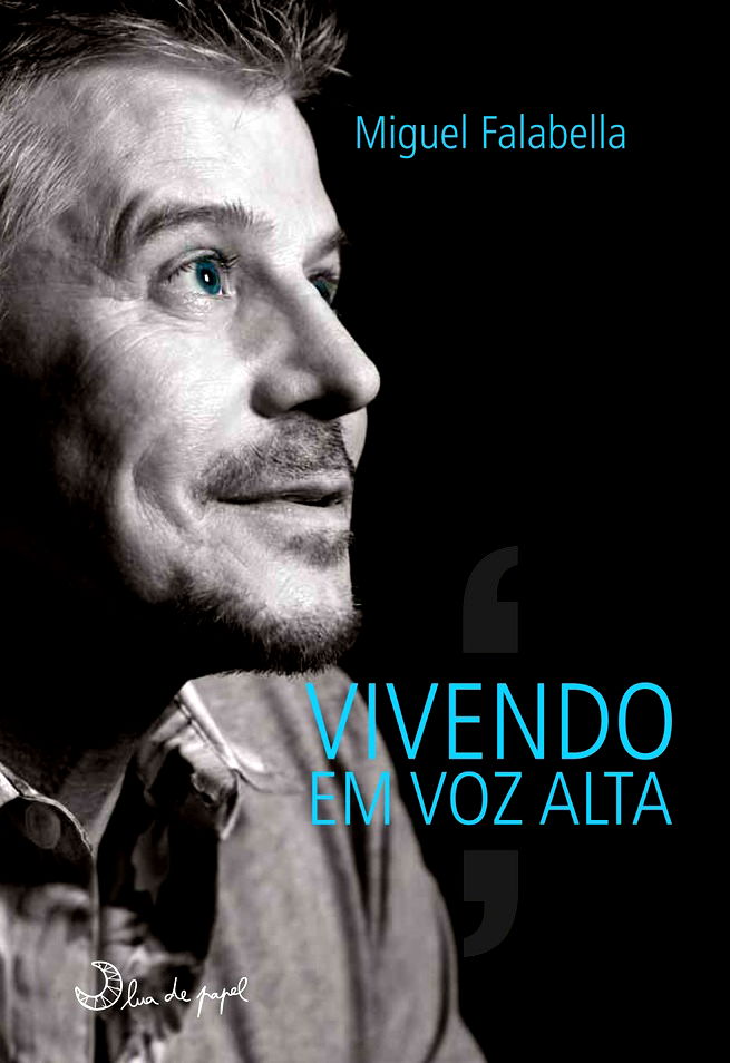 Capa do livro Vivendo em Voz Alta