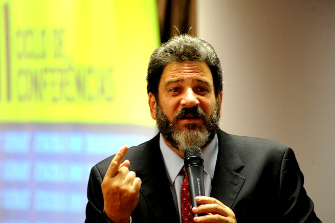 filósofos brasileiros contemporâneos