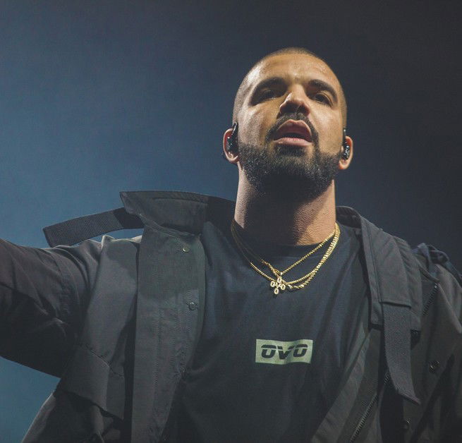 Drake durante uma apresentação em 2016 na Summer Sixteen Tour