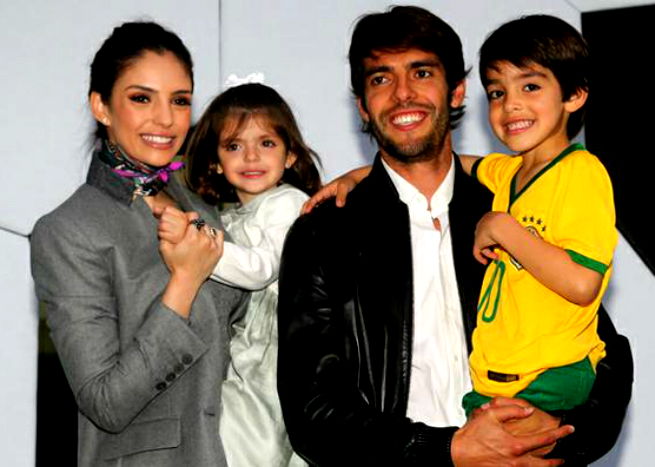 Kaká, Carolina Celico e os filhos Luca e Isabella