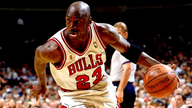 Michael Jordan: Biografia do Melhor Jogador de Basquete da História - Você  Top