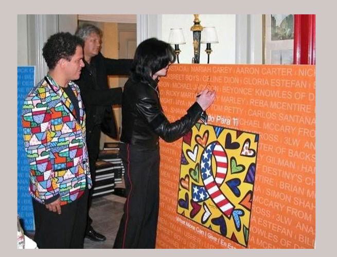 Romero Britto com Michael Jackson no lançamento da capa de um single beneficiente